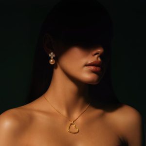 Aapsarha model with jewelry