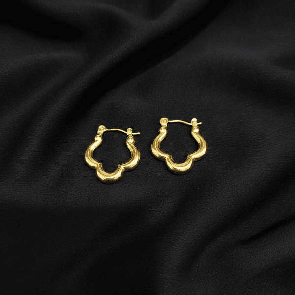 Clover Gold Hoops